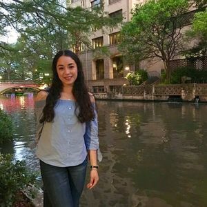 Meet your Posher, Celene